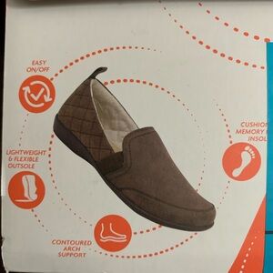 New J Sport Women's Size 10 Lisa Slip-On Shoes Brown Faux Fur & Memory Foam